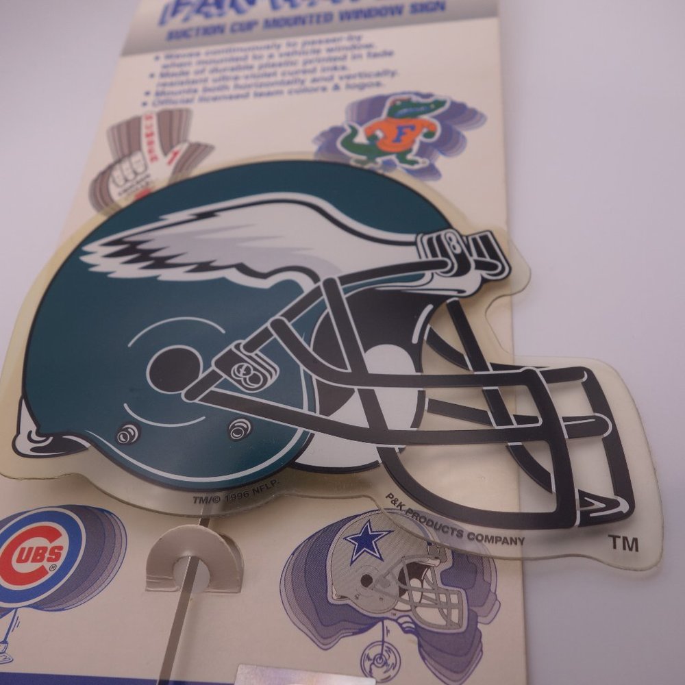Philadelphia Eagles Fan Waves Suction Cup Mounted Window Sign New with Packaging
